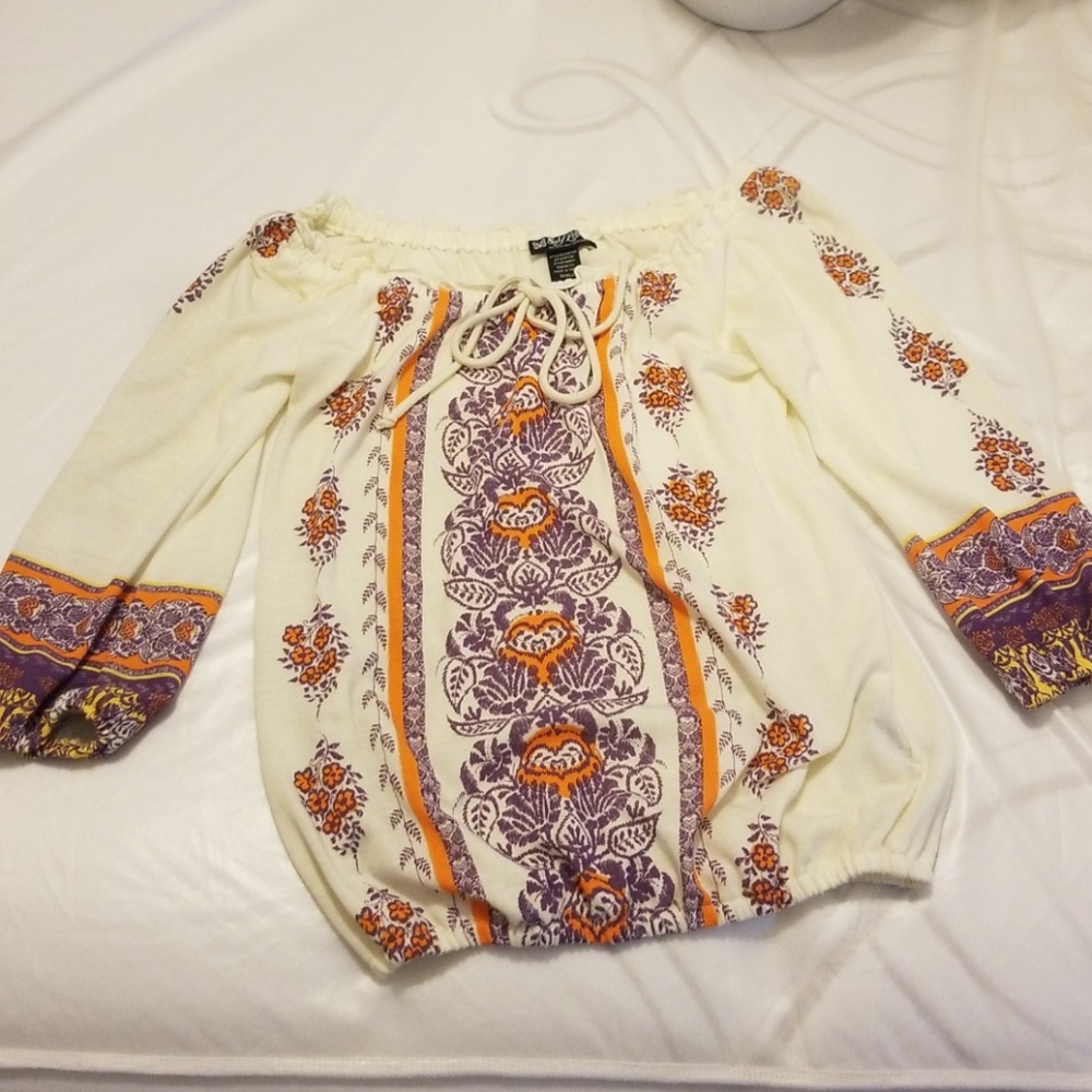 💮Ladies Tunic with pattern - Picture 2 of 3